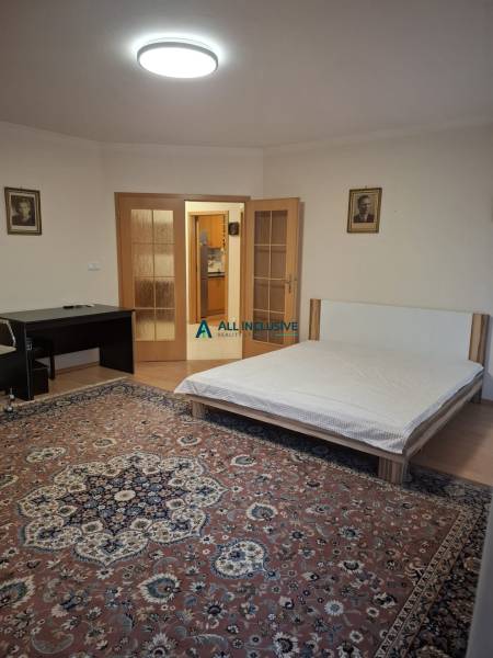 WhatsApp Image 2025-11-28 at 15.49.34 (3).jpeg